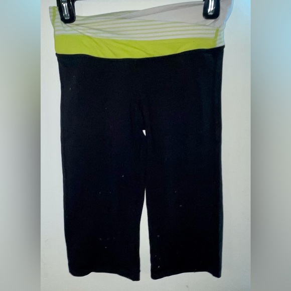Lululemon Crop with Striped Waistband - Picture 2 of 5